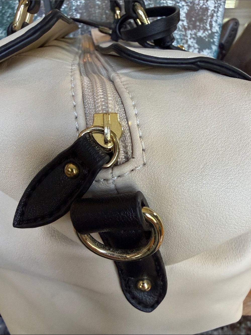 Danielle Nicole Ultra Rare Hard to Find Disney x Mary Poppins East End Satchel - Picture 16 of 16